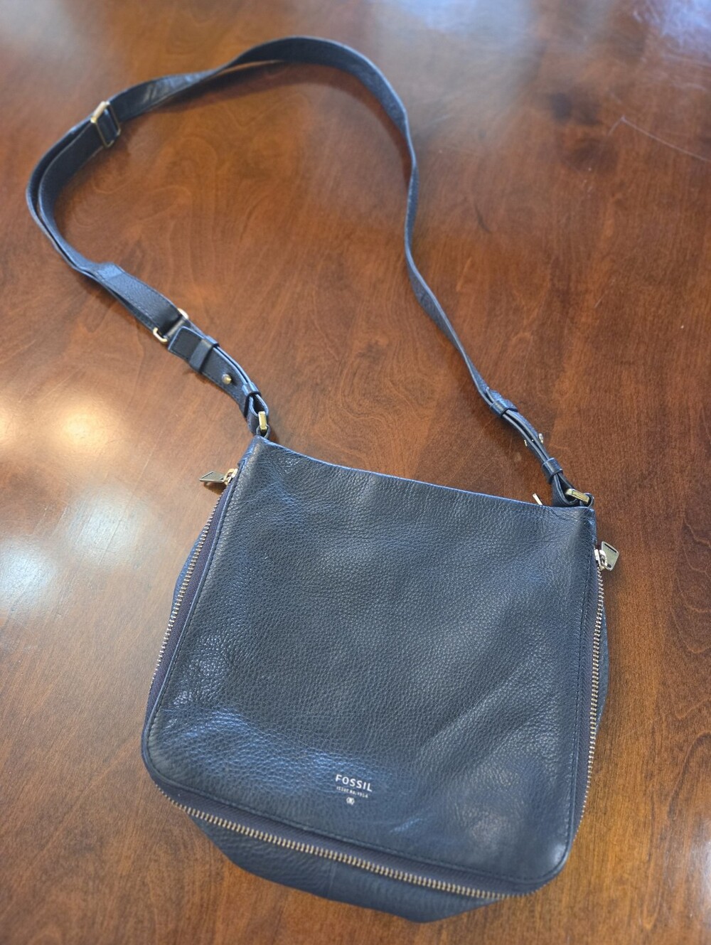 Fossil Black Expandable Leather Crossbody Bag